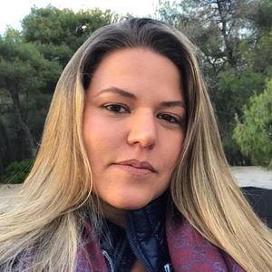 Meet your Posher, Cristiane